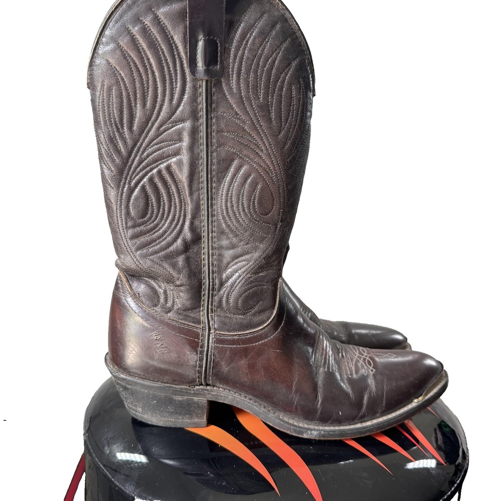 VTG Laredo Boots Mens Size 8 Brown Leather Western Cowboy Pointed Toe USA 39567